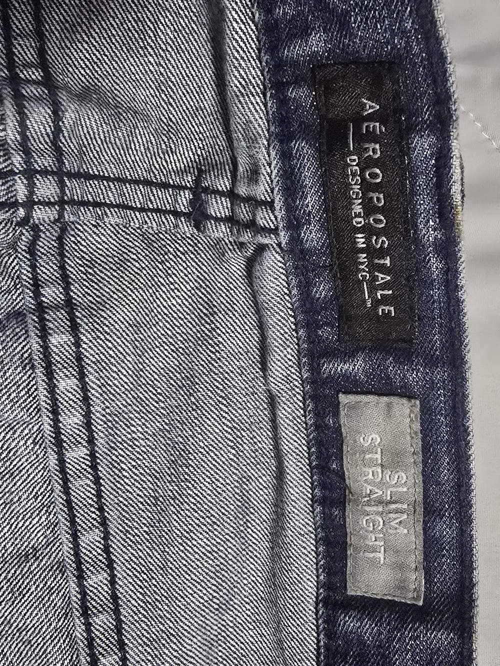 Aeropostale Men's Slim Straight Jeans Distressed Medium Wash 34x30 Rigid - Picture 4 of 8